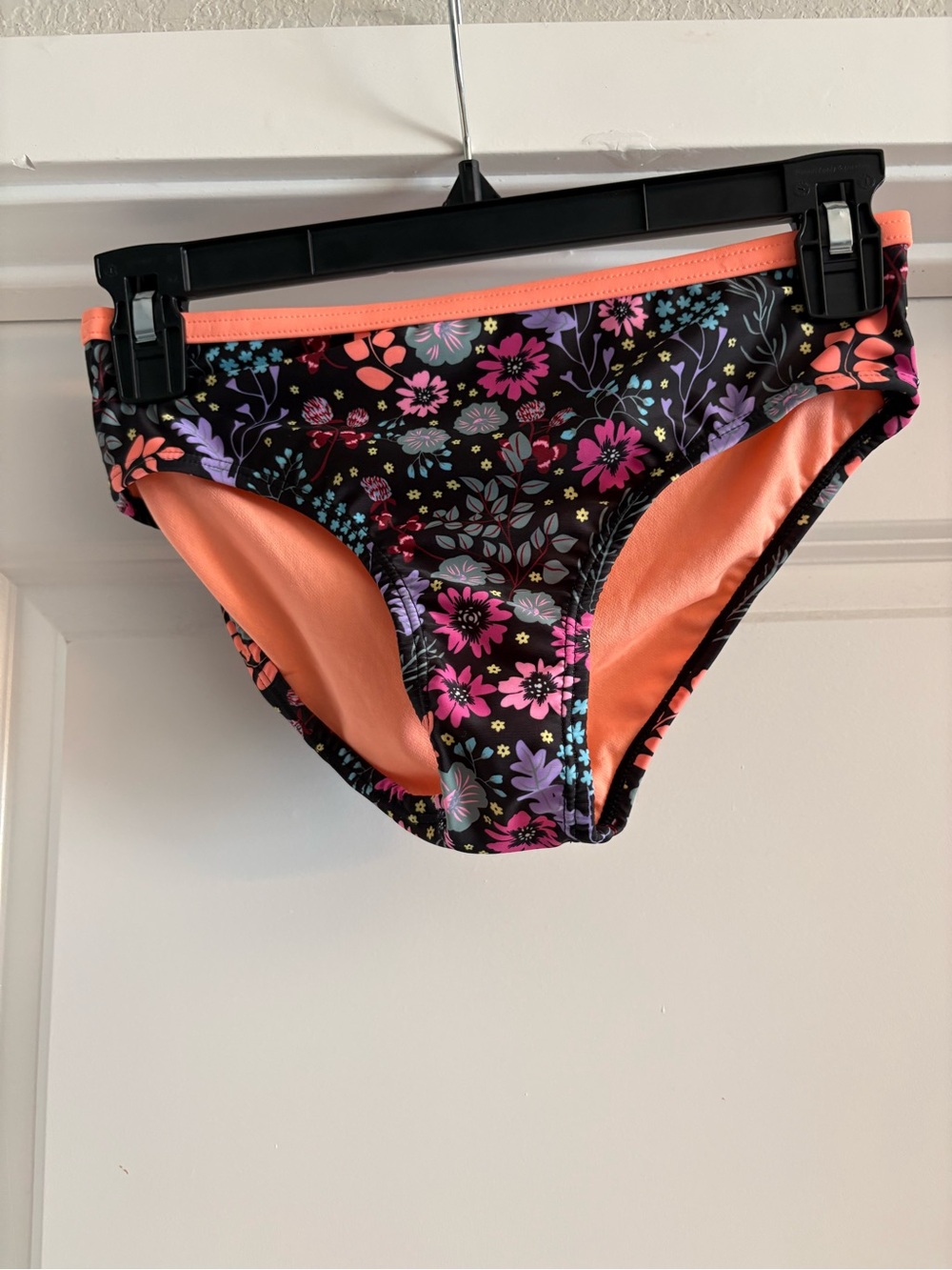NWOT Gerry Weber Girls' Floral Swim Bottoms in Black and Coral